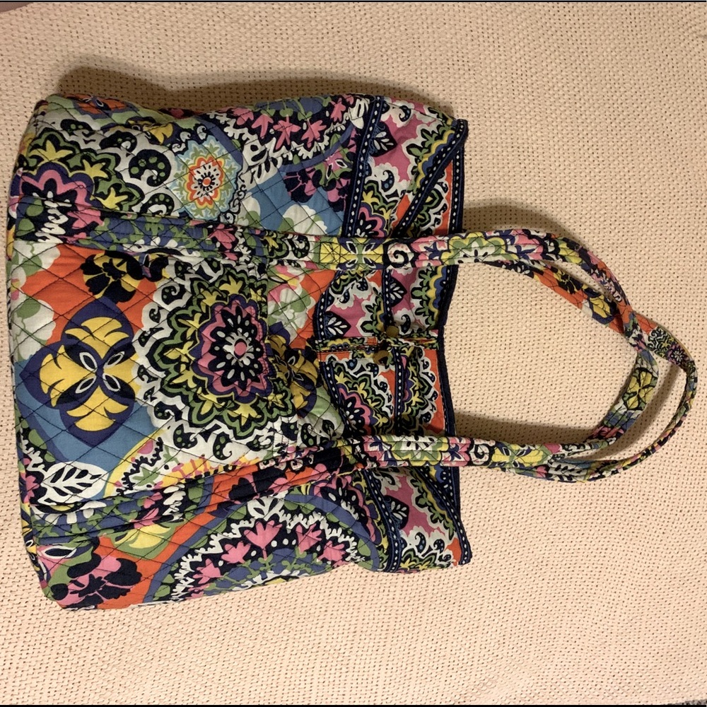 VERA BRADLEY huge tote bag